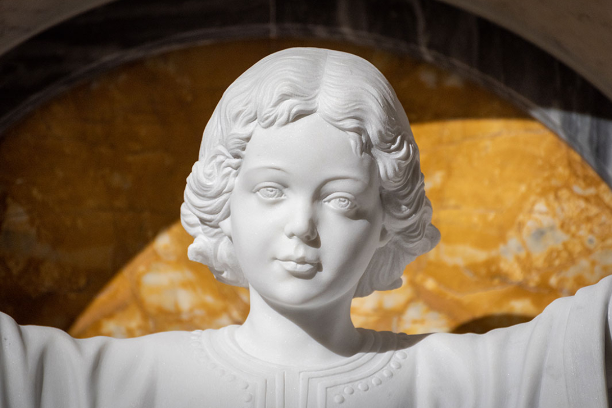 St.Gabriel the Archangel Catholic Church, Mckinney, Texas, 2019 - Statua Arcangelo Gabriele