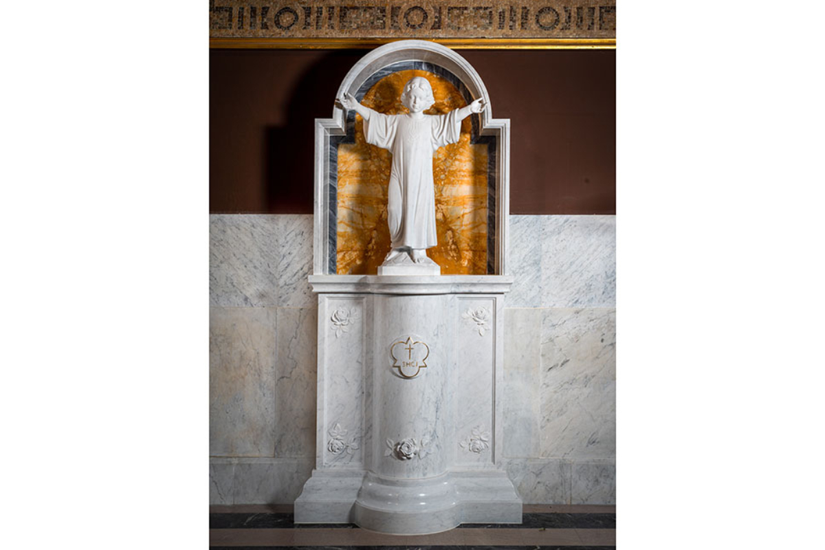 St.Gabriel the Archangel Catholic Church, Mckinney, Texas, 2019 - Statua Arcangelo Gabriele